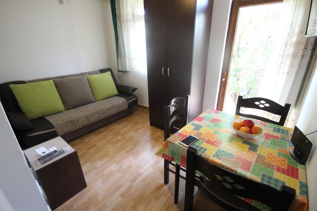 Apartments Olga Вирпазар Екстериор снимка