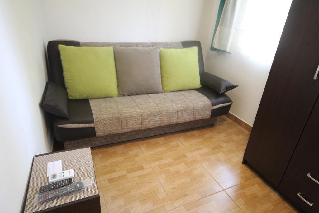 Apartments Olga Вирпазар Екстериор снимка
